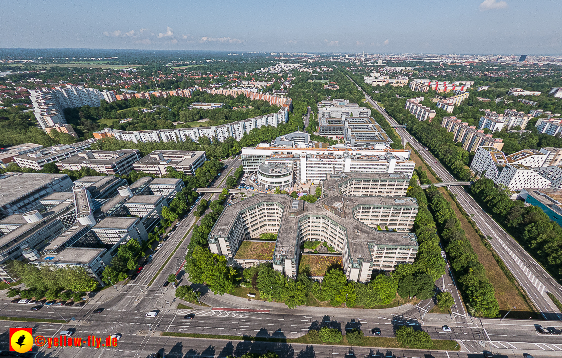 07.06.2023 - Neuperlachs neue Mitte mit PEP, Perlach Plaza, Share, Allianzversicherung und Wohnring